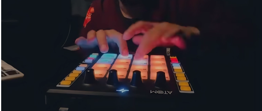 PreSonus ATOM | 点击、扭转、触发，音乐创作就该如此直观！